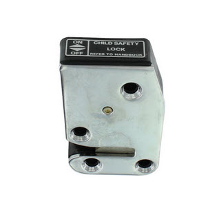 USED DOOR LATCH OUTER PASSENGER SIDE  BDC8536