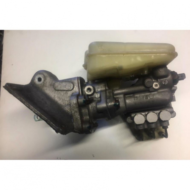 USED BRAKE ACTUATOR ASSEMBLY, MASTER CYLINDER