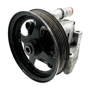 USED POWER STEERING PUMP  XR855717