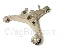 REAR LOWER CONTROL ARM DRIVERS SIDE  XR848941