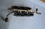 USED LOWER INTAKE MANIFOLD WITH FUEL RAIL AND INJECTORS  C2S44705