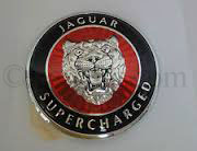 HOOD EMBLEM ROUND BADGE, RED BACKROUND  HJB5900AA