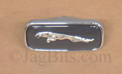 FENDER BADGE EMBLEM, LEFT SIDE  HNC5771AC