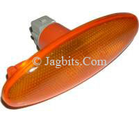 SIDE LAMP ON FENDER BEHIND FRONT WHEEL  LJA4812AA
