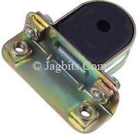 EXHAUST HANGER MOUNTING CRADLE  NMD6741AA