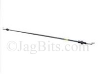 HOOD LATCH CABLE BETWEEN LATCHES  XR81957