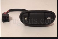 USED DASH SWITCH ASSEMBLY FUEL FILLER DOOR AND TRUNK  LID RELEASE XR821253
