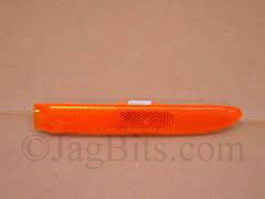 SIDE MARKER LAMP ASSEMBLY IN BUMPER, LEFT FRONT  XR847584