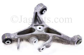 REAR RIGHT LOWER CONTROL ARM WISHBONE  XR88759