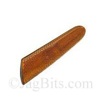 SIDE MARKER LAMP IN BUMPER, FRONT DRIVER SIDE  XR89965